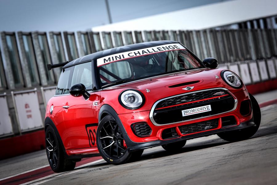  Mini Cooper S JCW Challenge 2016 года  (фото 13 из 60)